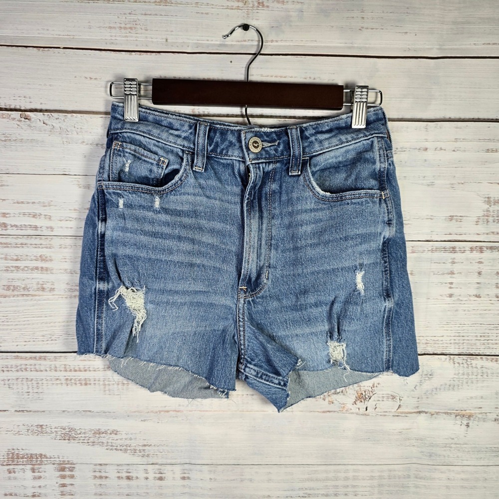 Hollister Ultra High-Rise Mom Jean Shorts W26 Size 2L Distressed Denim